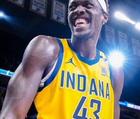 PG电子-关于西亚卡姆迎来十赛季高光表现，曼联球迷沸腾！的信息