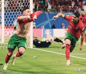 PG-葡萄牙体育迎葡超关键赛；今夜刷新队史纪录；气氛紧张；轮换策略被讨论的简单介绍