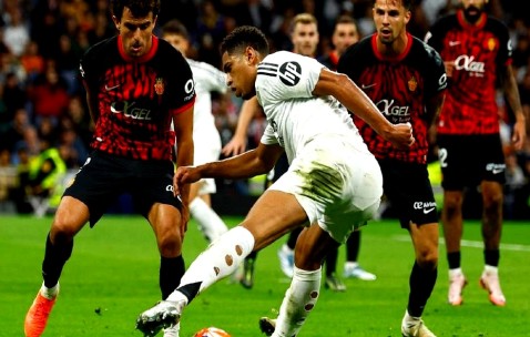 PG游戏-关于皇家马德里不断突破！，姆巴佩连续十二场比赛得分超过比赛规则变更全场沸腾不已的信息