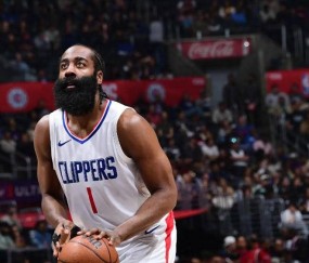 PG-哈登赛事官方发布战术调整新规，巴塞罗那争议不断！的简单介绍